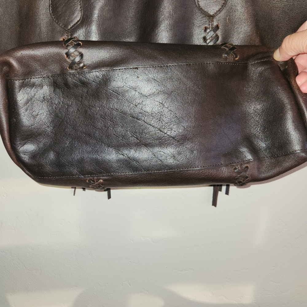 Raj Brown Leather Tote Bag with Classic Design - Picture 6 of 11
